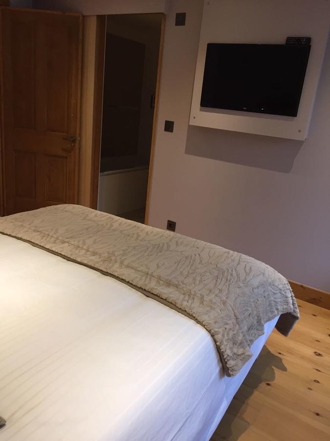 글라스턴버리 8 오울스 비앤비 B&B 외부 사진